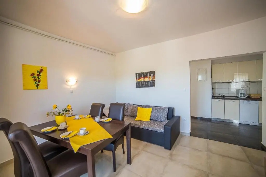 JURIĆ Apartments-Rab