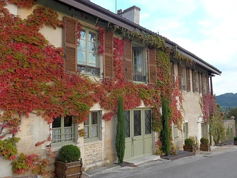 Clos de Mont July, architecture XVIIIe au cœur de la nature