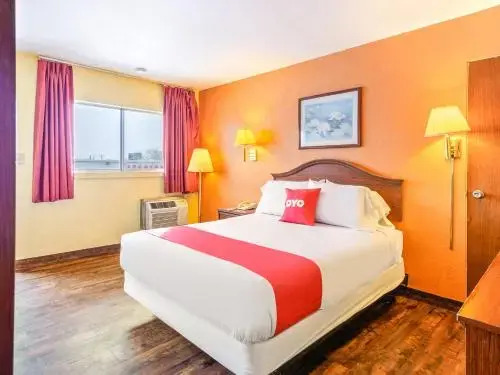 Hotel Peoria IL I-74