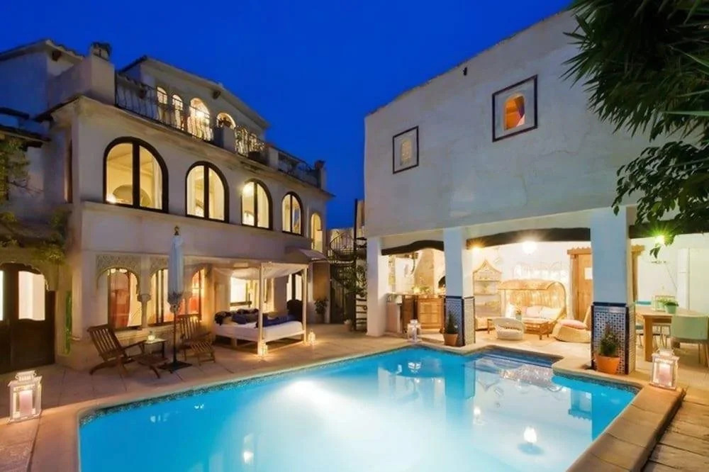 Stunning Moorish villa