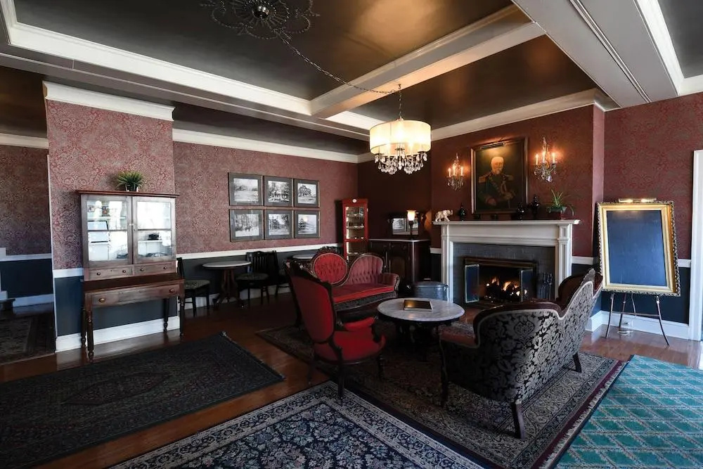 Lititz Springs Inn