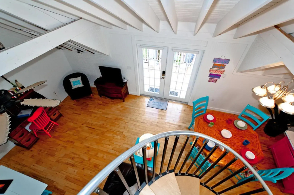 Crows Nest Spinnakers Cottages - 202 - 56th 2