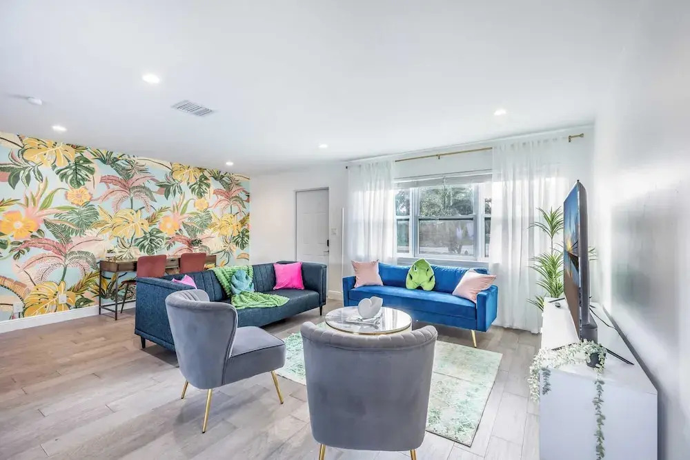 Pool, Hot Tub & Putting Green Near Deerfield Beach Oasis on Fourth by Avantstay