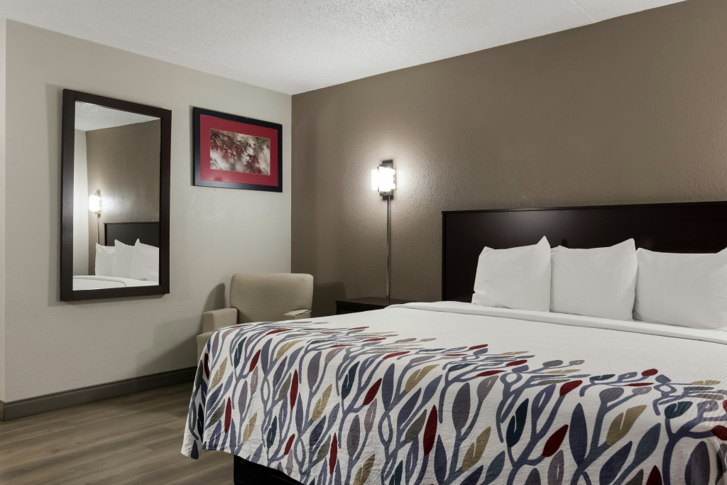 Red Roof Inn Hartford- New Britain