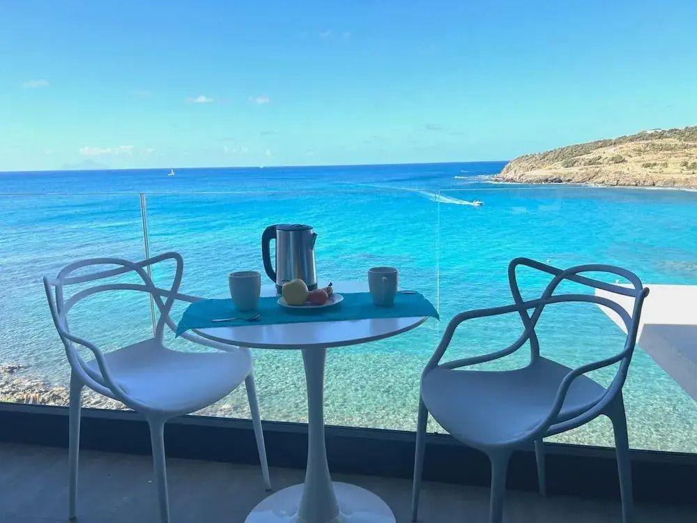 condostmaarten by the sea