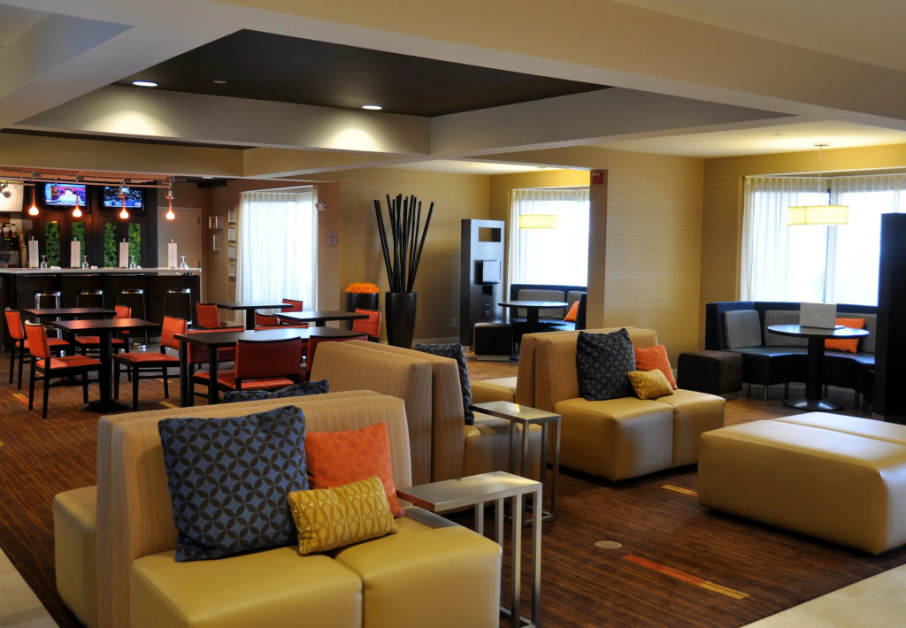 Courtyard by Marriott Nashville at Opryland