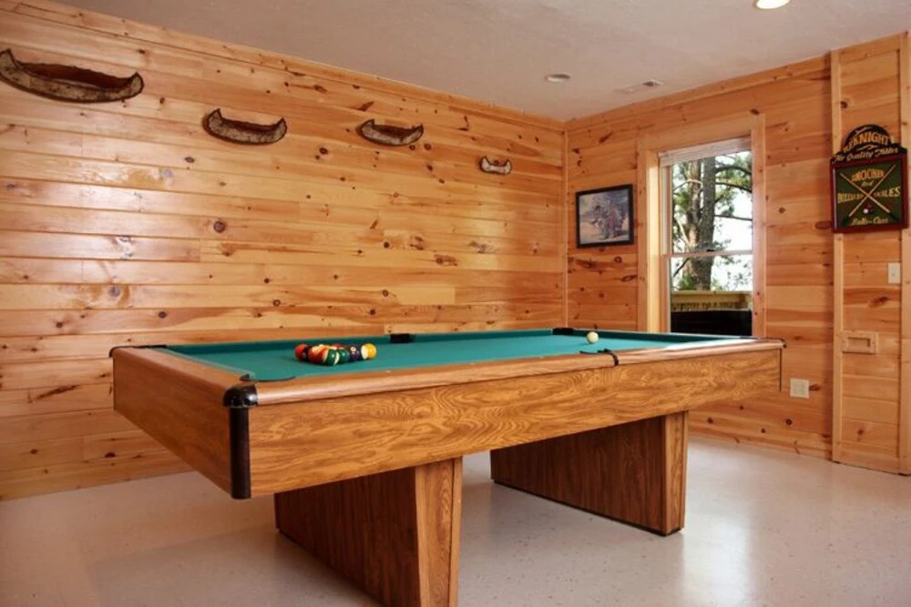 Dream Catcher, 2 Bedrooms, Hot Tub, Near Golf Course, Views, Sleeps 6