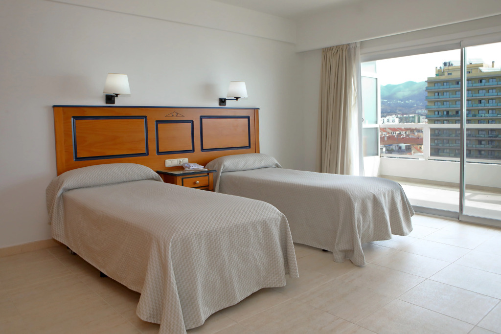 Hotel Apartamentos Pyr Fuengirola
