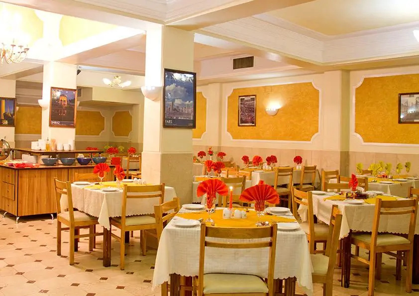 Arg Shiraz Hotel