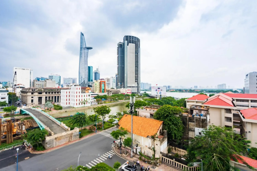 18-Bitexco & River View-Studio-Hana's Apart