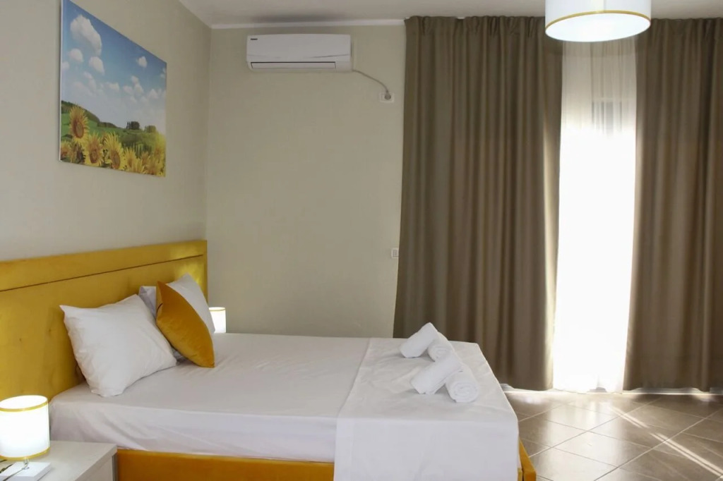 Sunrise Hotel