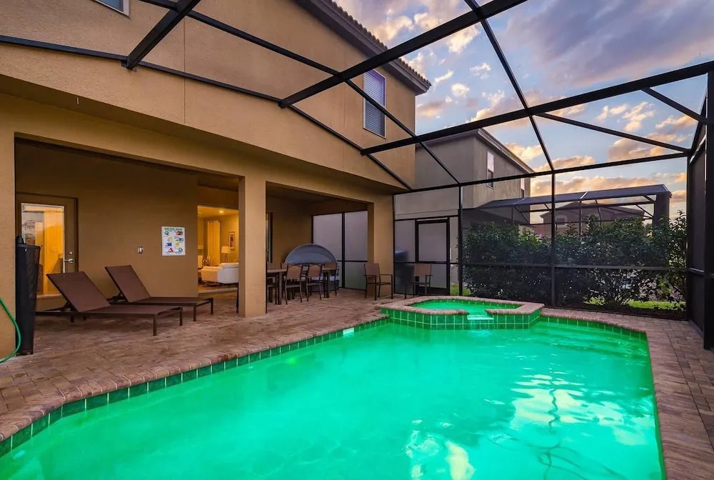 Lavish 5bd/4ba Home With Mickey Room and Stunning Pool Area #5st565