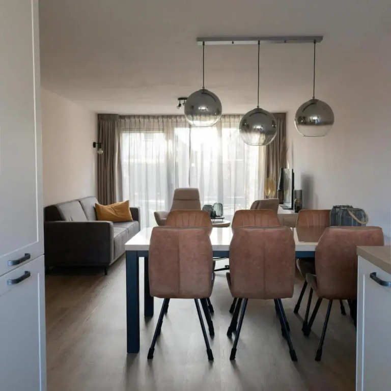 Comfortable and Modern Furnished Holiday Home, Sleeps 6, Wifi on Quiet Holiday Park Close to Beach, Woods and Dunes