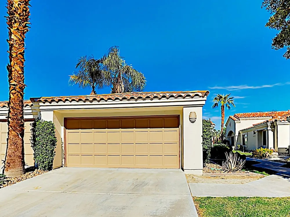 New Listing! All-suite Pga West Townhome W/ Pool 2 Bedroom Condo