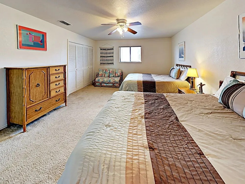Sherman House - Two Bedroom Home