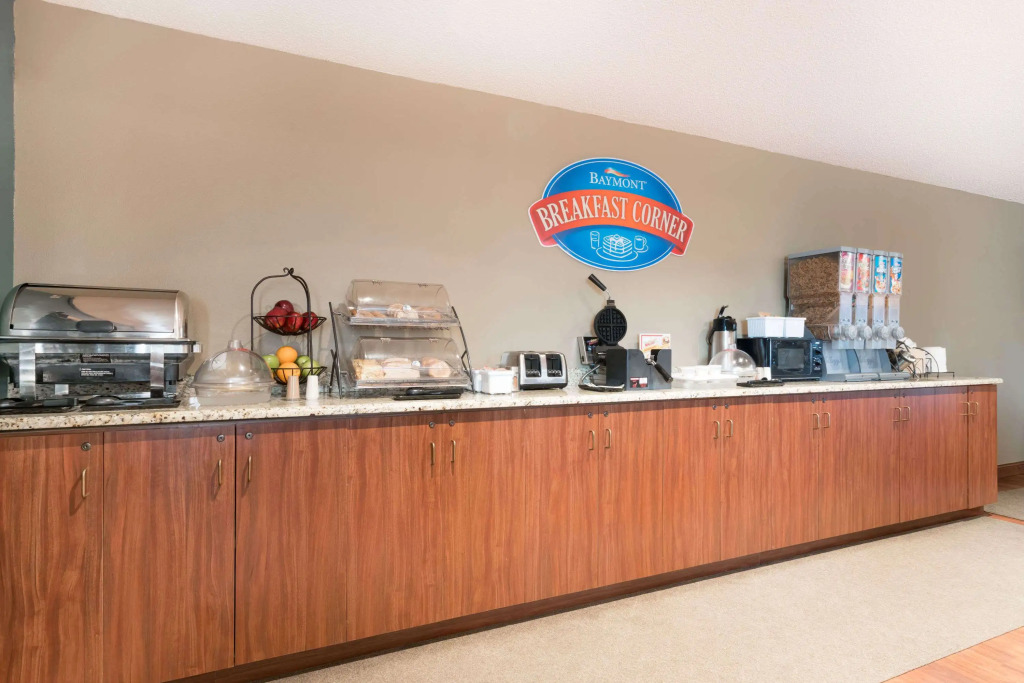 Baymont by Wyndham Marshfield