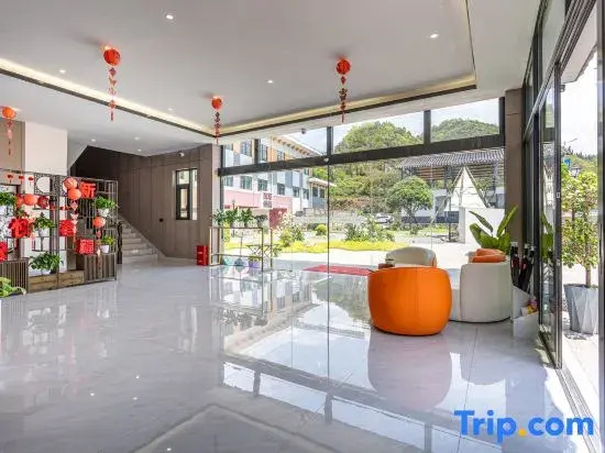 Xingyi Yunqi Xiaozhu Homestay （Wanfeng Forest Scenic Area ）