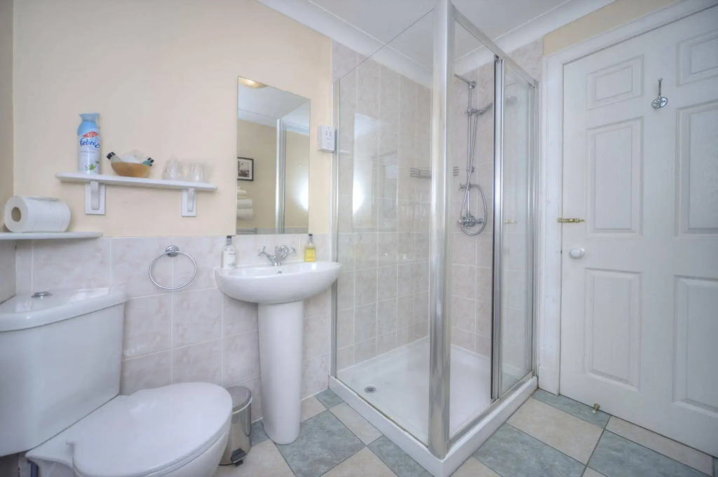Knap Guest House