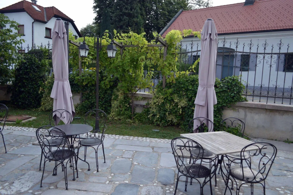 Hotel Malograjski Dvor