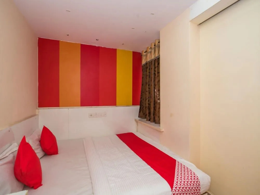 OYO 16568 Bhagini Residency