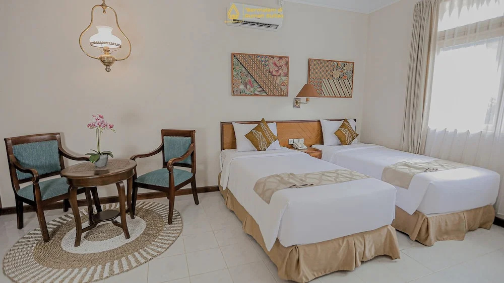 Royal Brongto Hotel
