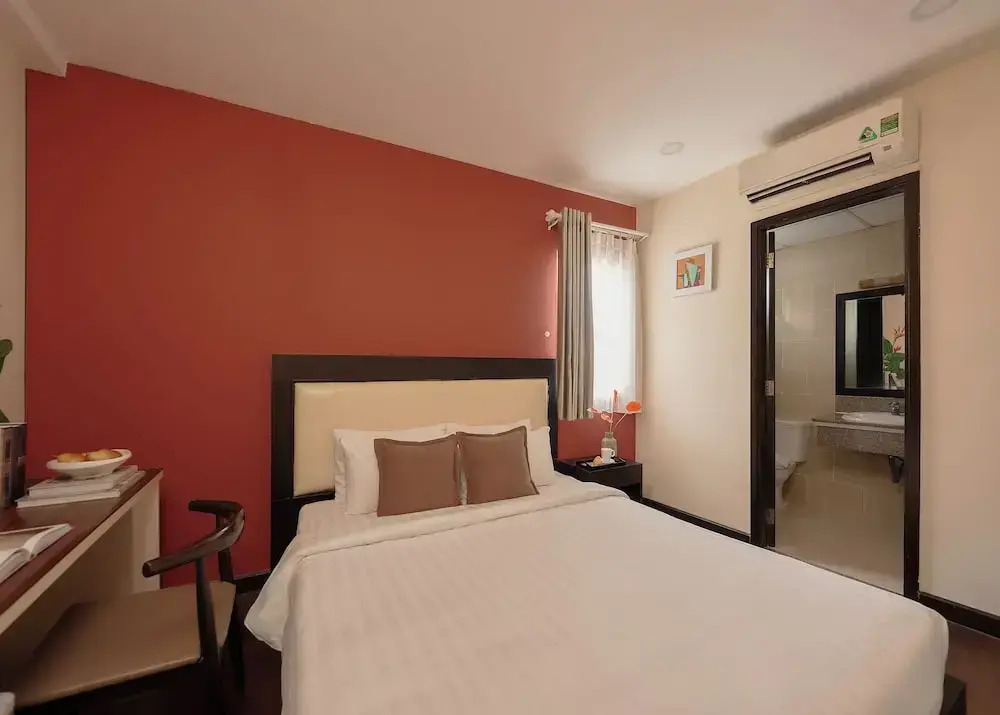 Asian Ruby Hotel & Spa - 122F Bui Thi Xuân Street