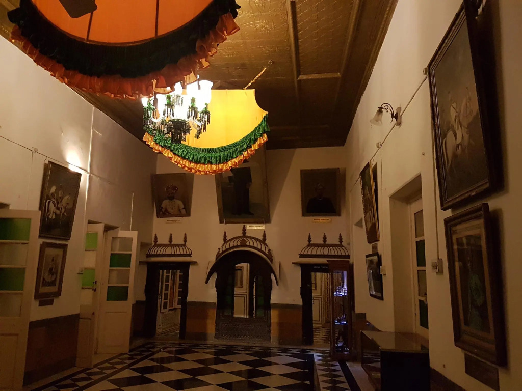 WelcomHeritage Mandir Palace