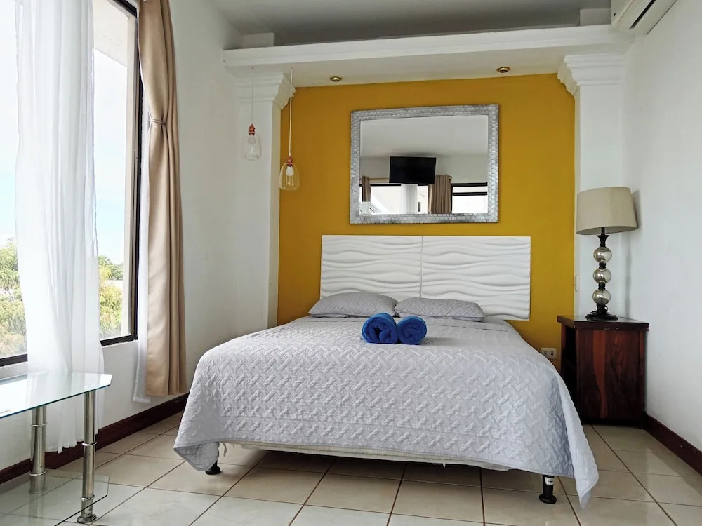 Hotel Las Brisas