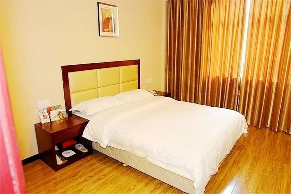 Pengyuan Hotel