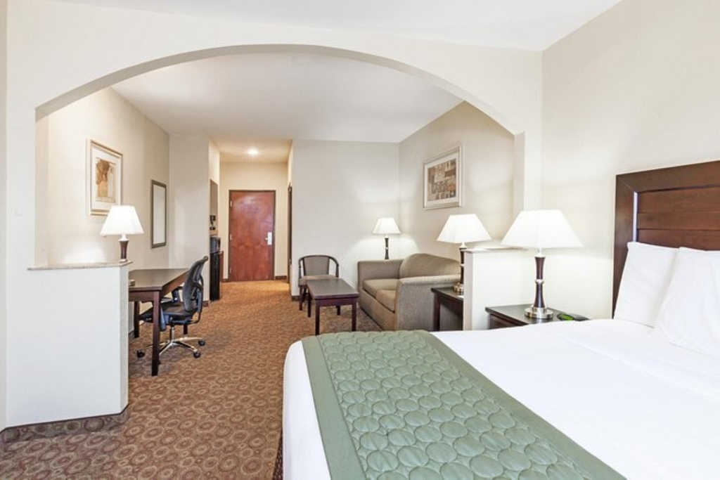 Garner Hotel Tyler Southwest by IHG