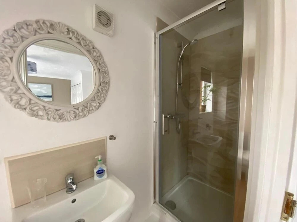 Entire 3-bed House - Child & Pet Friendly