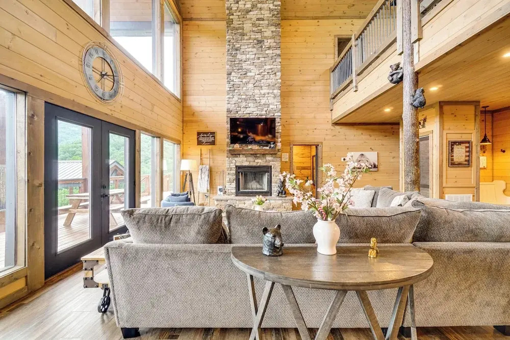 Luxury Sevierville Cabin w/ Private Hot Tub!