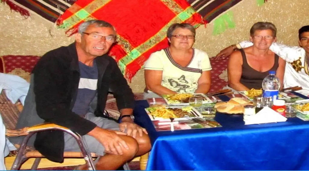 Lhomme Du Désert A Merzouga