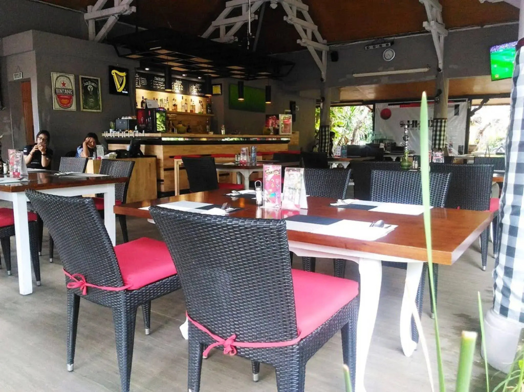 The Taman Ayu Seminyak 10 Minute walking to the BEACH