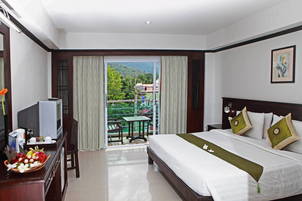 First Residence Hotel