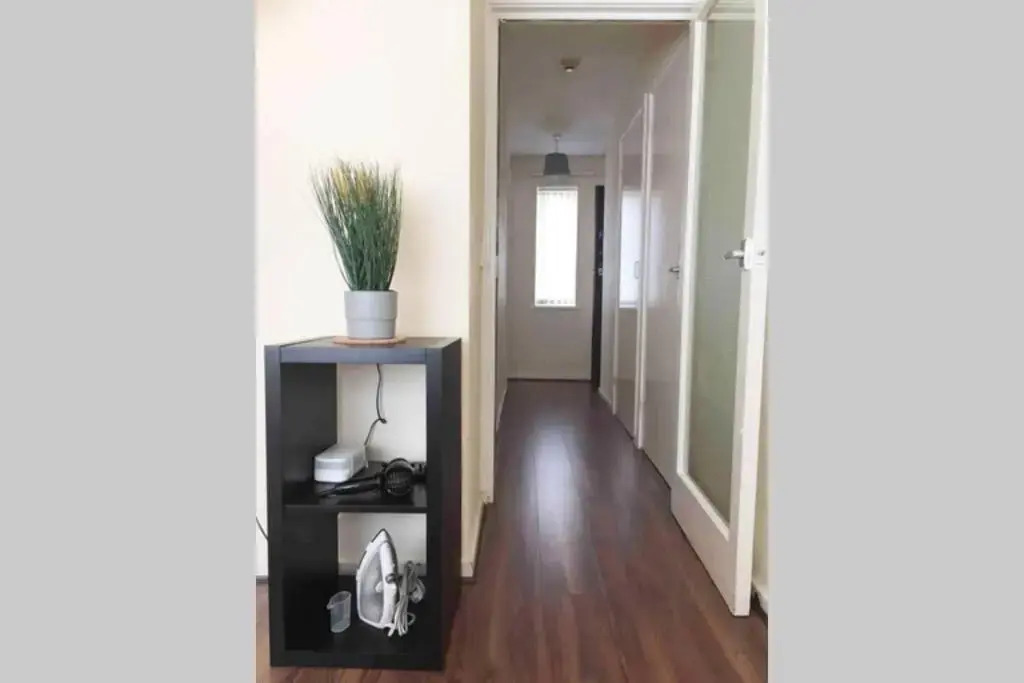 Modern 1 Bed Apartment - Leafy Chorlton Suburbs