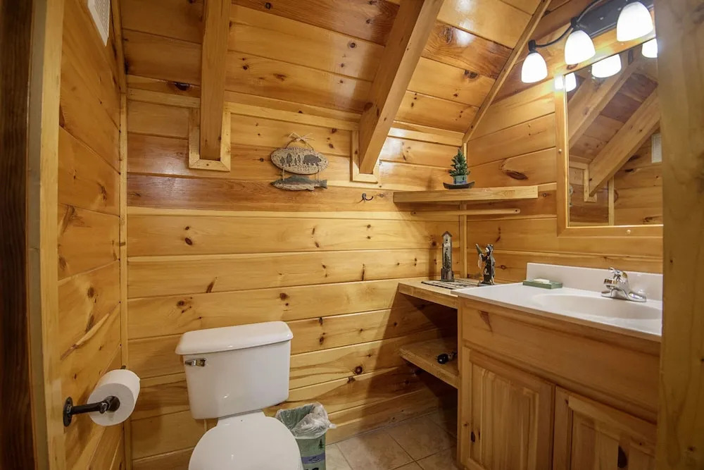 Majestic Mountain View - Great Location! - Convenient to Everything! cabin