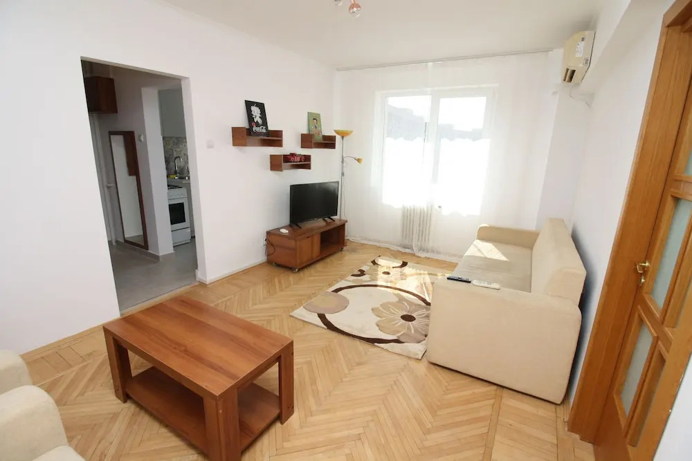 EYTAL Bucharest Central Apartment