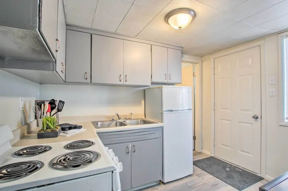 Charming Evanston A-Frame Dog Friendly!