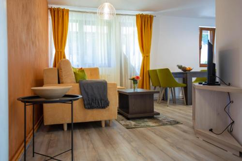 Apartamente Primaverii