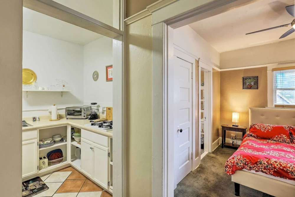 'St Patrick' Apartment in the Heart of Bisbee