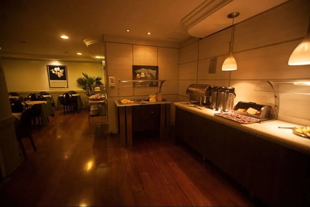 Hotel Plaza Apolo