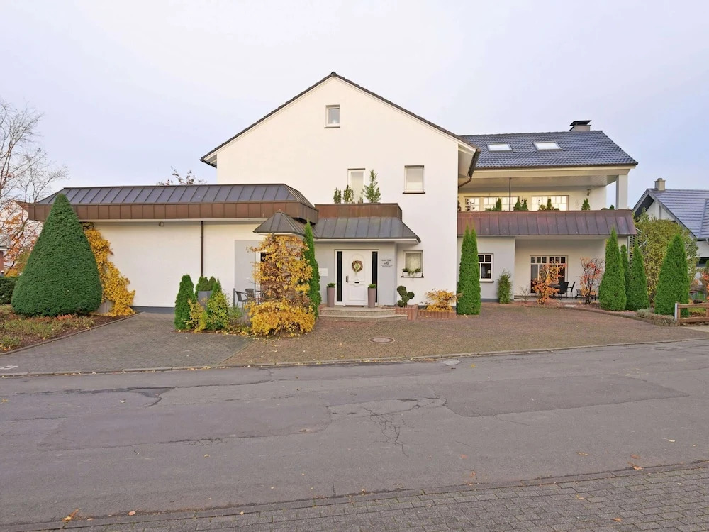 Spacious Apartment With Private Terrace