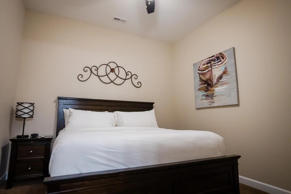 2 Bedroom Lake View Villa - Unit 301