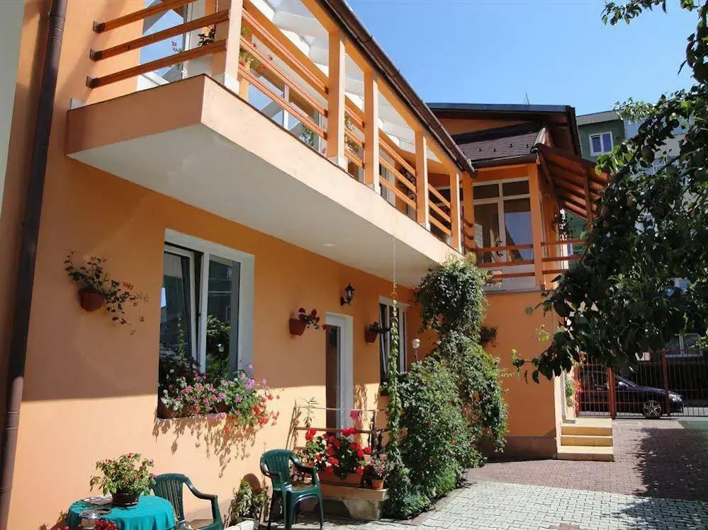 Suri Guesthouse