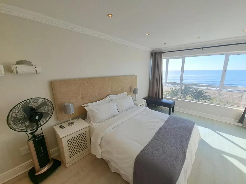 3 Bedroom Sea Facing Family Stay