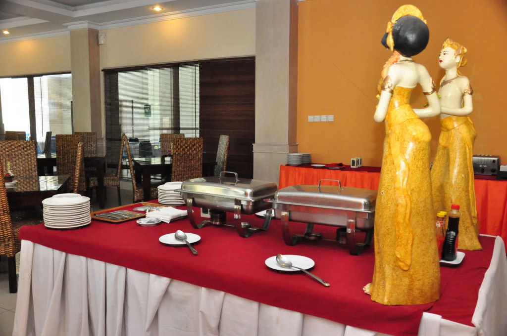 Puri Saron Denpasar Hotel