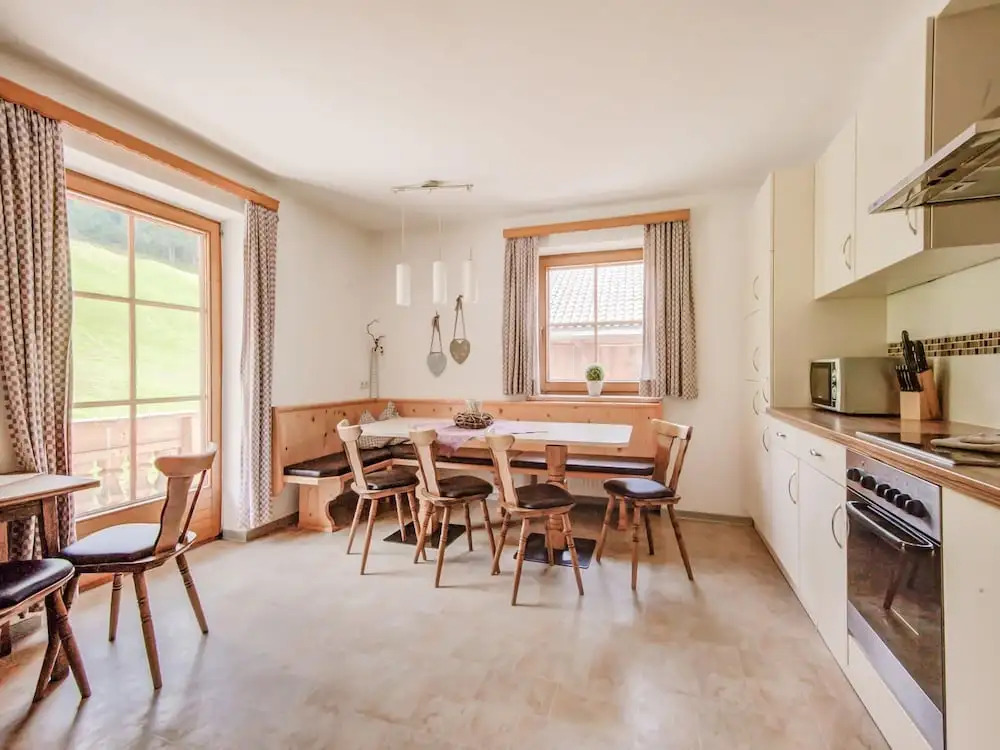 Apartment in Hainzenberg Near Ski Lift