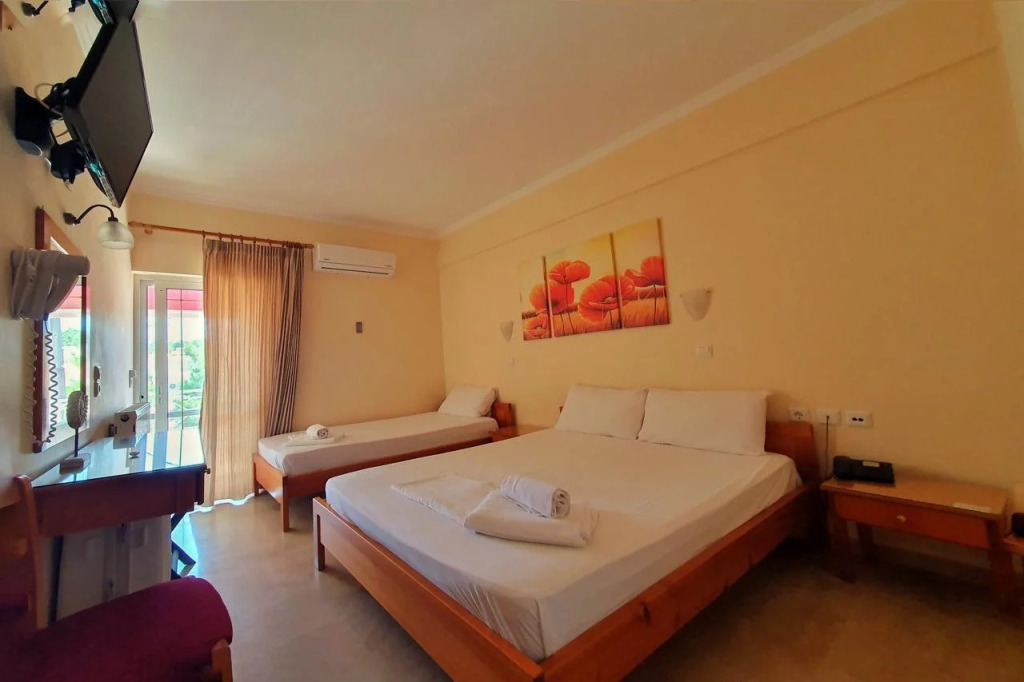 Brati Beach Hotel