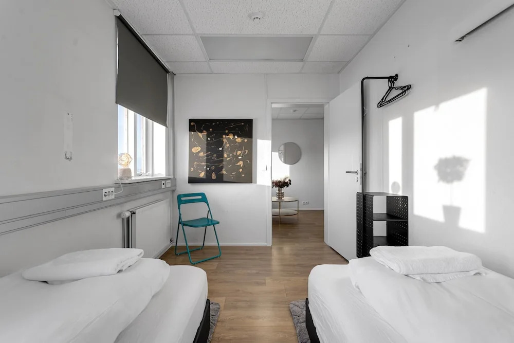 Bank Guesthouse by KEF Airport